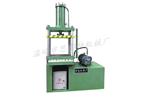 鋼（gāng）圈擴口機.jpg