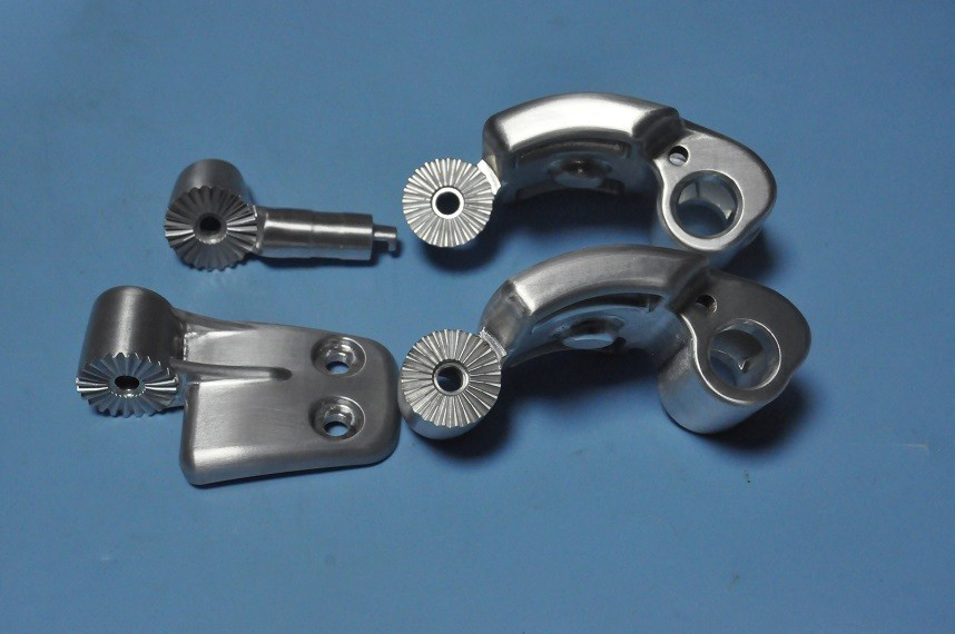 鈦合金零件定製加（jiā）工